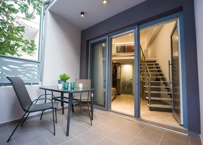 Mr & Mrs K Lofts Apartment Potos