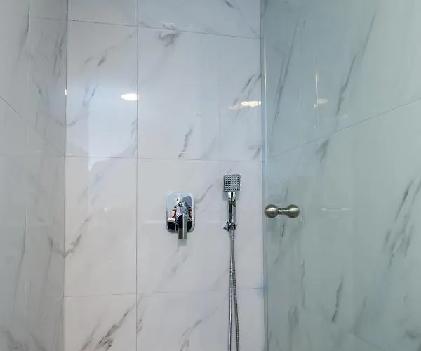 Mr & Mrs K Lofts Potos