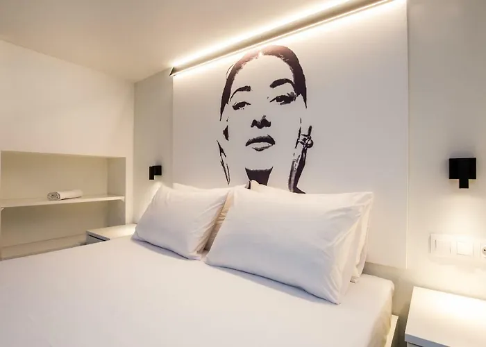 Mr & Mrs K Lofts Potos